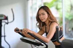 Gli esercizi, gli alimenti e alti consigli per riattivare il metabolismo