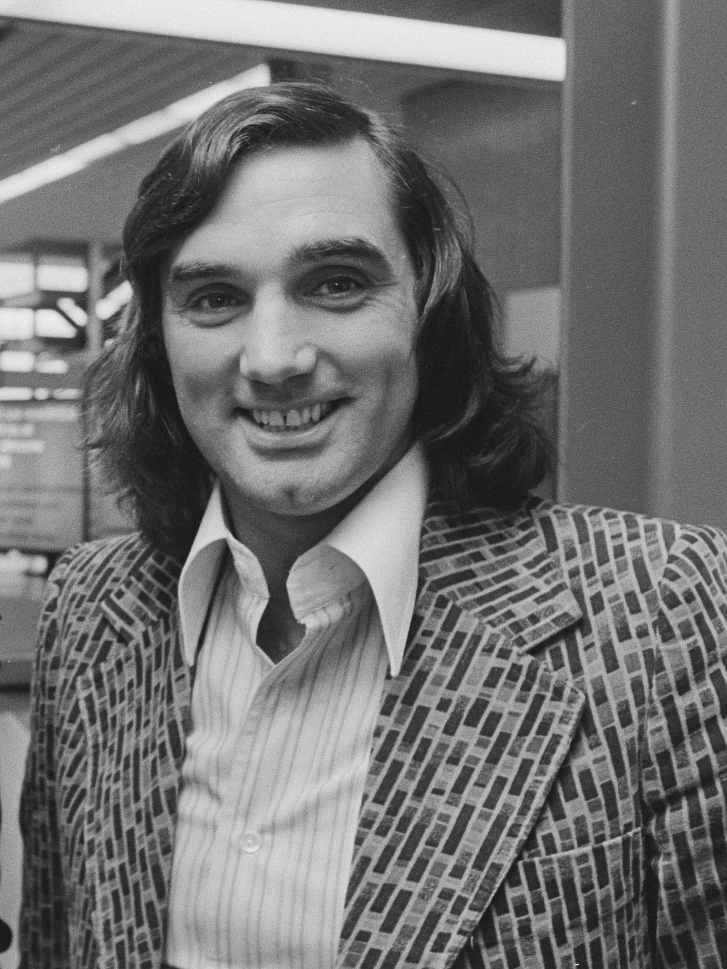 Immagine con George Best