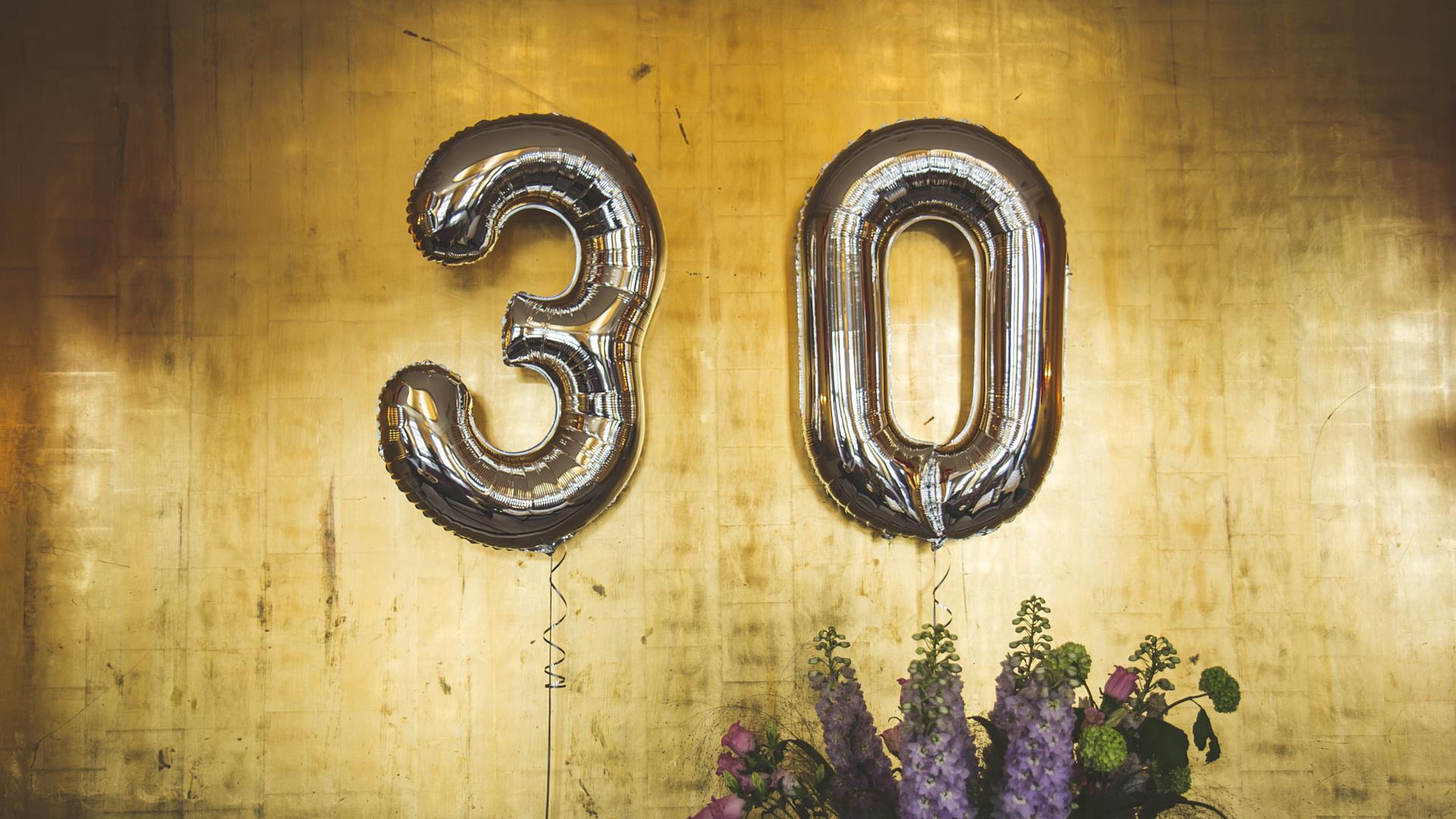 Frasi di buon compleanno per i 30 anni: i migliori messaggi d'auguri - fem