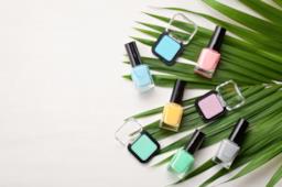 Nail art pastello: unghie delicate e super colorate per l'estate 2022