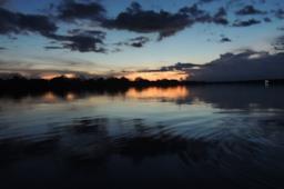 Rio delle Amazzoni al tramonto