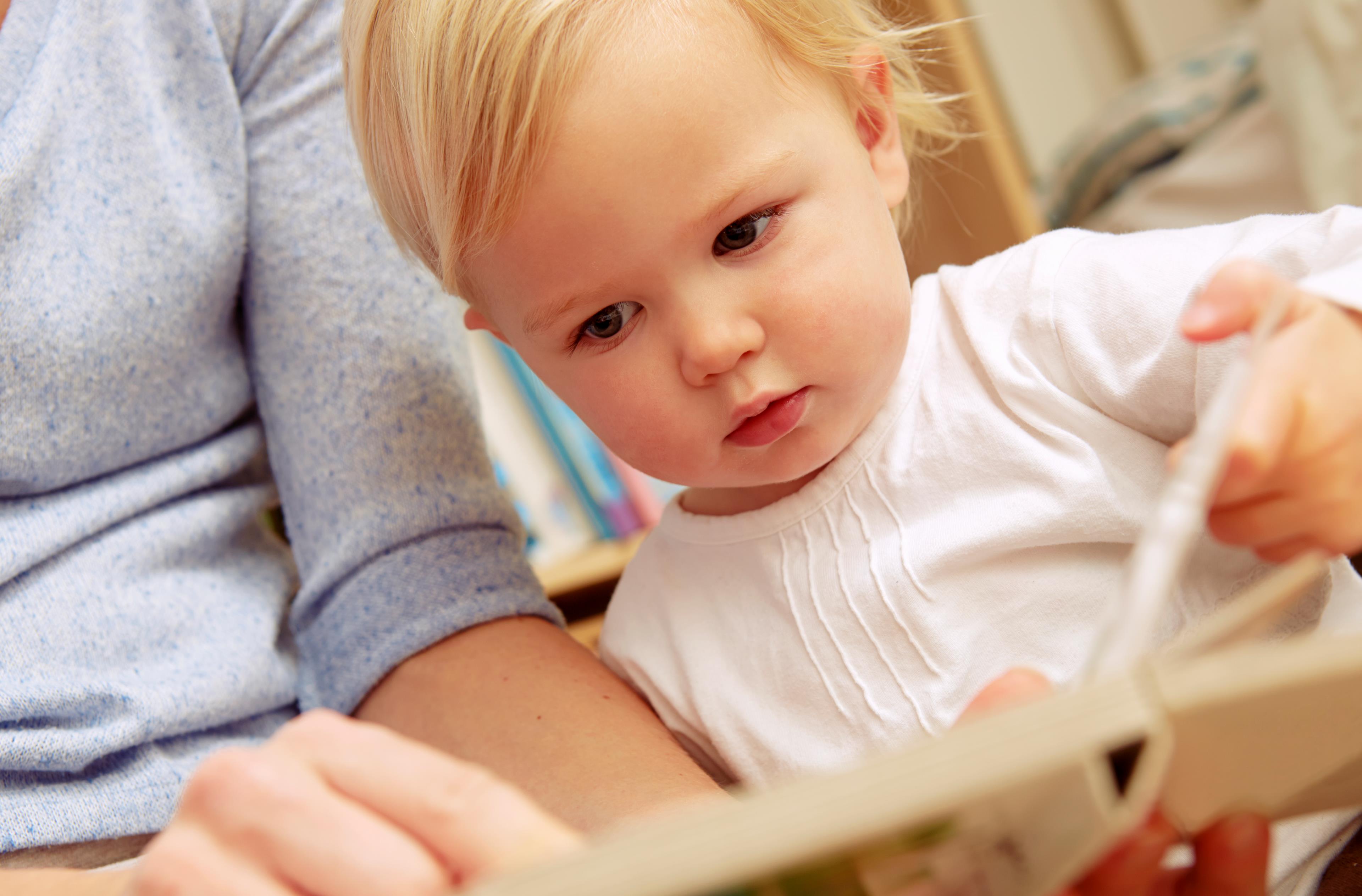 Leggiamo insieme: l'abitudine della lettura condivisa con i bambini