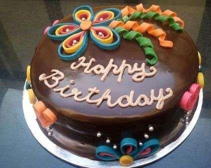 Una torta di compleanno - Immagini di buon compleanno, le più simpatiche da scaricare gratis