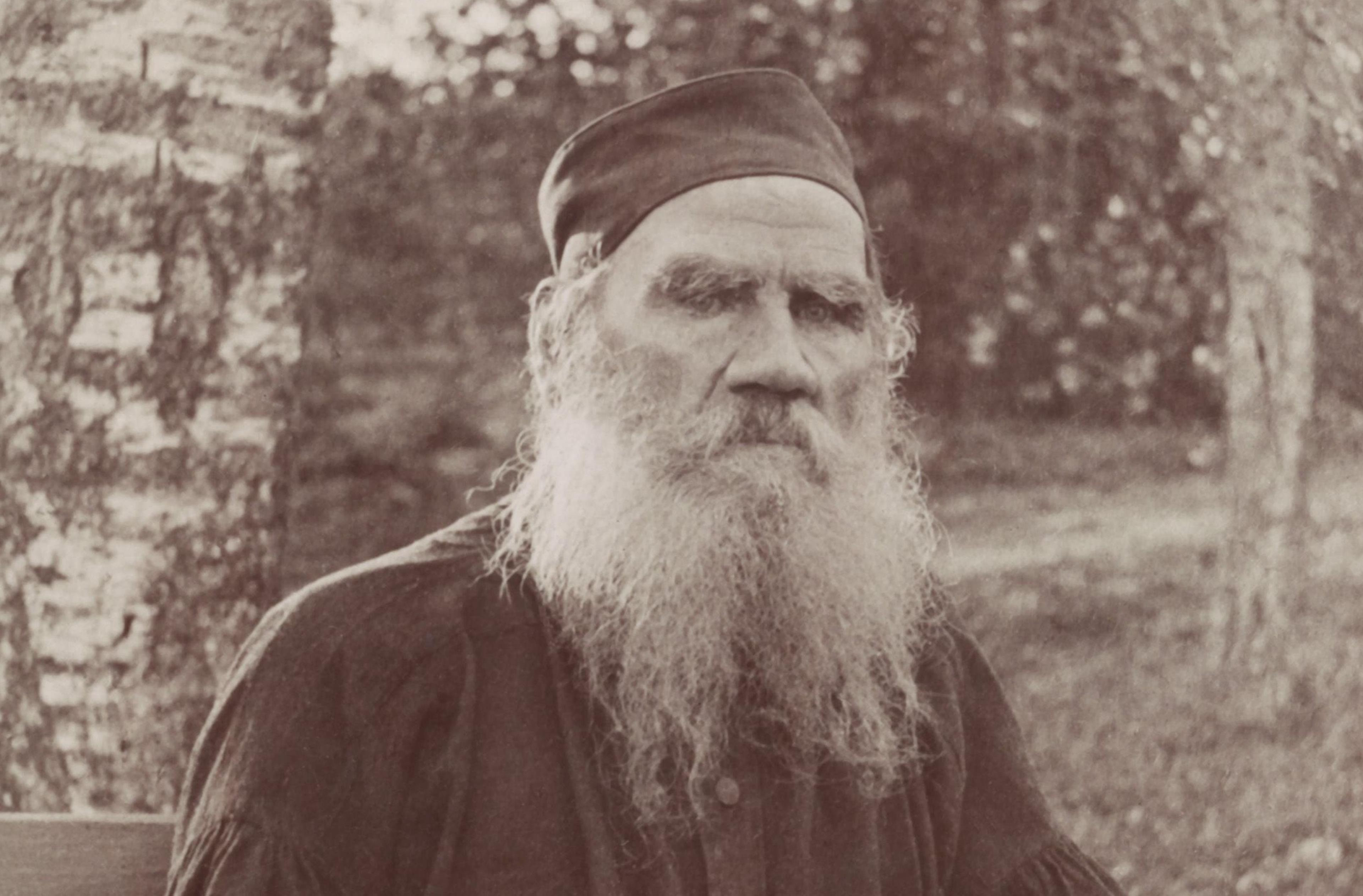 Foto ritratto di Lev Tolstoj 